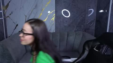 Snapshot of nhoa_b chatting on March 2, 2026, 8:26 pm nhoa_b online show from March 2, 2026, 8:26 pm