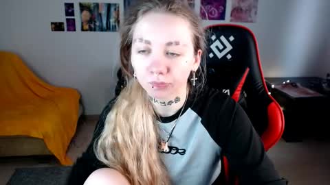 nica_kawaii online show from March 31, 2026, 8:04 am