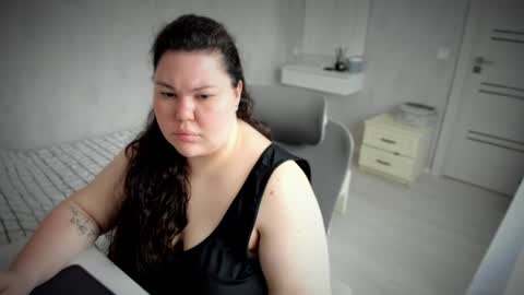 nicara_ online show from June 16, 2026, 9:01 am