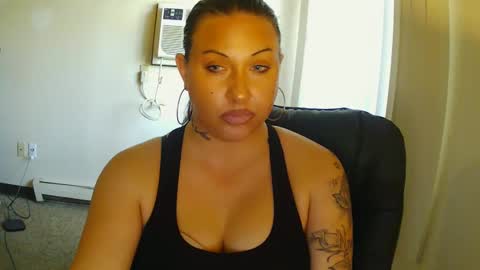 Nicci babyyy online show from October 1, 2025, 6:14 pm