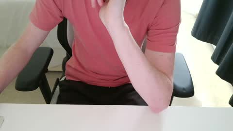 nice_dicknballs online show from June 5, 2026, 10:32 am
