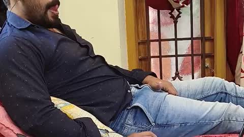 Robin online show from November 17, 2025, 5:57 am