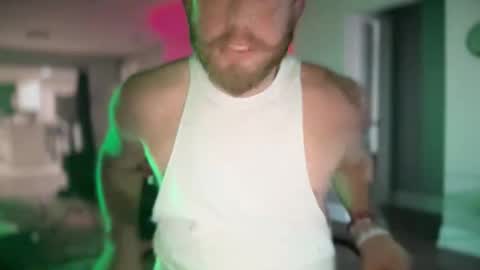 niceballz69 online show from May 1, 2026, 9:41 pm