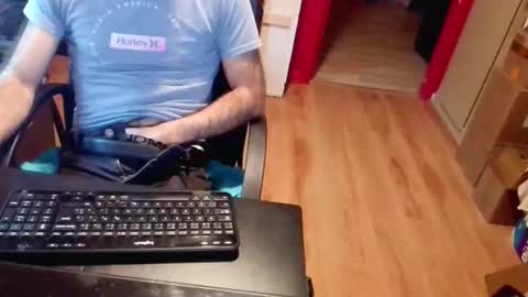 nicecck24 online show from December 18, 2025, 5:13 am