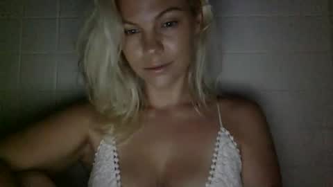 Amber online show from September 9, 2025, 9:53 am