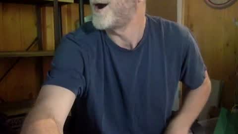 Snapshot of nicedickdave77 chatting on May 1, 2026, 8:35 pm nicedickdave77 online show from May 1, 2026, 8:35 pm