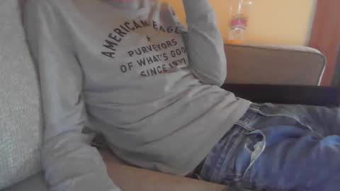 Snapshot of niceguyandrew chatting on March 9, 2025, 7:48 pm Andrew online show from March 9, 2025, 7:48 pm