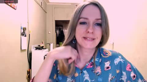 Kathrine online show from May 29, 2026, 1:09 pm