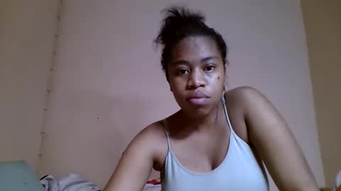 nicelly01 online show from May 9, 2026, 12:16 am