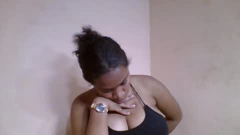 Snapshot of nicelly01 chatting on June 16, 2026, 6:32 pm nicelly01 online show from June 16, 2026, 6:32 pm