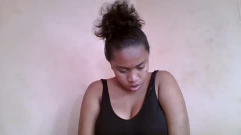 Snapshot of nicelly01 chatting on July 4, 2026, 8:09 am nicelly01 online show from July 4, 2026, 8:09 am