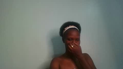 Snapshot of nicely_spiced chatting on December 16, 2025, 1:10 am nicely_spiced online show from December 16, 2025, 1:10 am