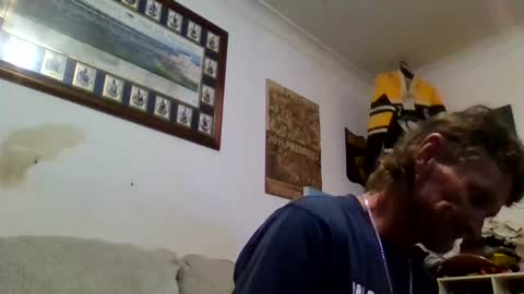 Snapshot of niceozziecockxxx chatting on May 9, 2026, 7:30 pm Sexiishaine online show from May 9, 2026, 7:30 pm