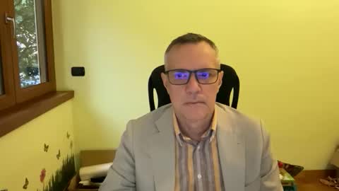 Andrew online show from October 17, 2025, 4:20 pm