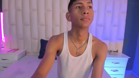 Snapshot of nick_collins20 chatting on February 18, 2025, 8:25 pm Nick online show from February 18, 2025, 8:25 pm