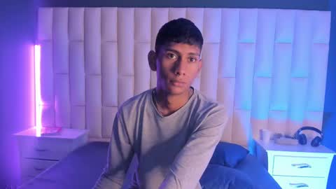 Snapshot of nick_collins20 chatting on February 23, 2025, 3:24 am Nick online show from February 23, 2025, 3:24 am