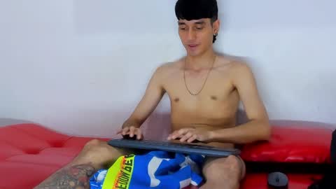 Snapshot of nick_damon chatting on December 7, 2024, 4:14 pm Nick online show from December 7, 2024, 4:14 pm