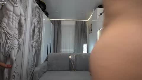 nick_howlenxx online show from December 21, 2025, 7:54 pm