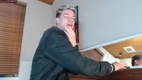 Snapshot of nick_torn chatting on January 18, 2026, 11:58 am Nick online show from January 18, 2026, 11:58 am