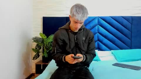 Snapshot of nick_torn chatting on February 23, 2026, 12:35 pm Nick online show from February 23, 2026, 12:35 pm