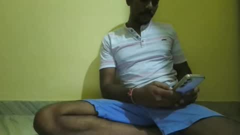 Snapshot of nickboy2106 chatting on May 10, 2026, 5:40 pm vicky online show from May 10, 2026, 5:40 pm