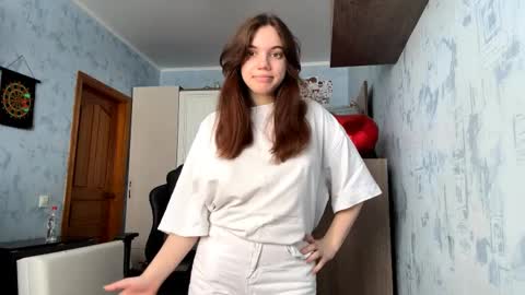 Snapshot of nickihickox chatting on April 4, 2026, 9:51 am Jin online show from April 4, 2026, 9:51 am