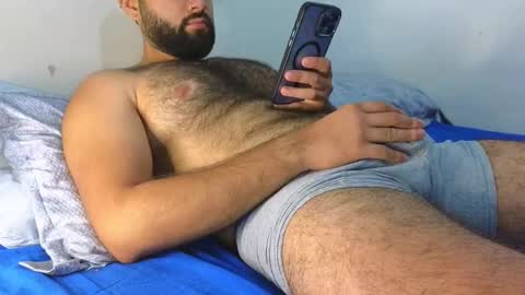 Nicolas              online show from March 5, 2025, 11:05 pm