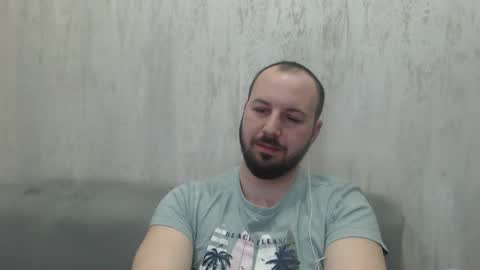 Julian online show from March 9, 2026, 10:25 pm