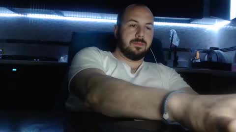 Julian online show from April 13, 2026, 11:10 pm