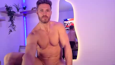 nickriverzxo online show from June 19, 2026, 12:04 am