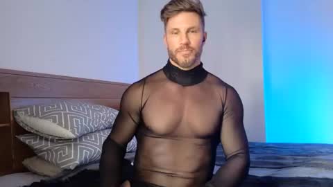 nickriverzxo online show from June 20, 2026, 6:33 pm
