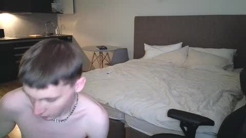 Nicki  Danny online show from October 12, 2025, 5:23 pm