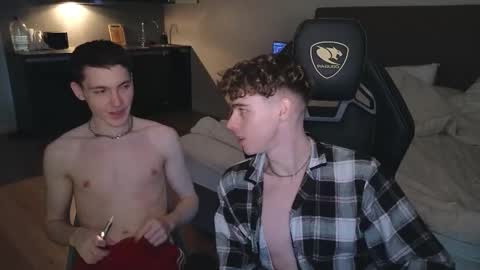 Nicki  Danny online show from October 17, 2025, 12:41 pm