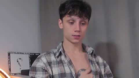 Nicky Neal online show from December 4, 2024, 3:15 am