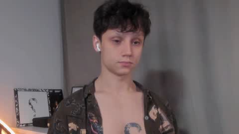 Nicky Neal online show from December 9, 2024, 1:07 am