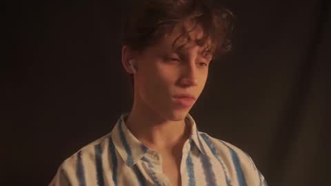 Nicky Neal online show from February 14, 2025, 1:34 am