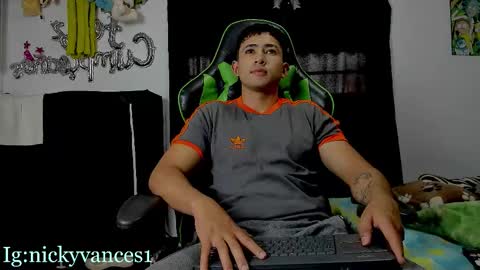 nicky online show from December 5, 2025, 9:00 pm