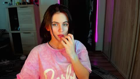 Nicky Weekends online show from January 30, 2025, 6:35 am