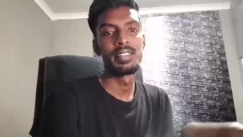 Snapshot of nickyle63 chatting on February 26, 2025, 7:16 pm james online show from February 26, 2025, 7:16 pm