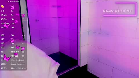 Nicky online show from April 16, 2026, 3:40 am