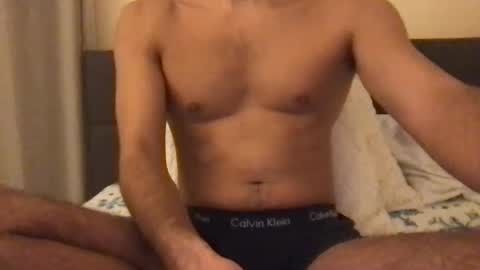 nickyrscott online show from February 1, 2025, 9:32 am