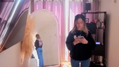 Nicky online show from March 1, 2026, 3:25 pm