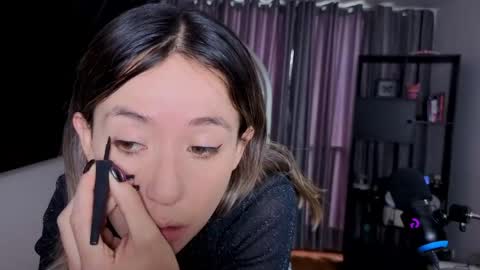 Nicky online show from April 16, 2026, 8:09 pm