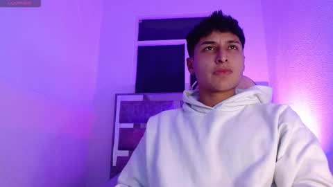 Snapshot of nickyyhot chatting on December 1, 2025, 2:49 am NICOLAS online show from December 1, 2025, 2:49 am