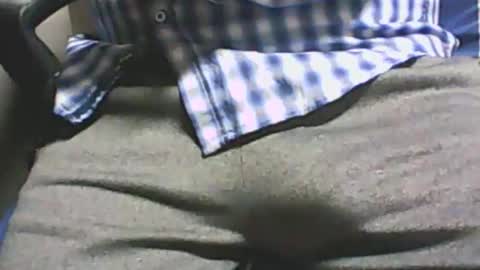 Nico online show from April 17, 2026, 5:49 pm