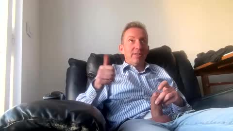 Snapshot of nico181969 chatting on February 13, 2025, 5:54 pm Nico online show from February 13, 2025, 5:54 pm