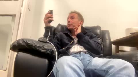 Snapshot of nico181969 chatting on February 15, 2025, 1:31 am Nico online show from February 15, 2025, 1:31 am