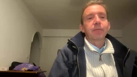 Snapshot of nico181969 chatting on March 12, 2025, 11:44 pm Nico online show from March 12, 2025, 11:44 pm