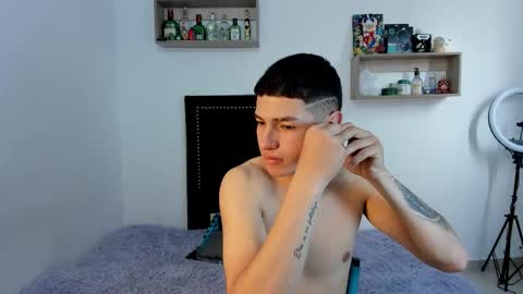 Nico online show from December 18, 2025, 7:31 pm