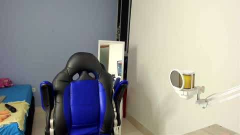 Snapshot of nicol_jone chatting on March 1, 2025, 10:13 am Nicol sanchez online show from March 1, 2025, 10:13 am